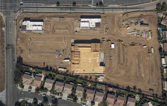 BIM model visualization overlayed on a real construction site